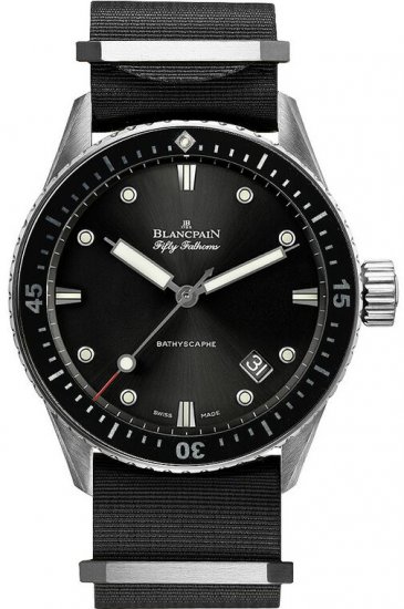 Réplique Blancpain Fifty Fathoms Bathyscaphe Automatique 5000-1230-NABA Montre - Cliquez sur l'image pour la fermer