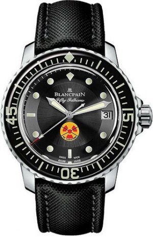 Réplique Blancpain Tribute to Fifty Fathoms No Radiation Hommes 5015B-1130-52 Montre