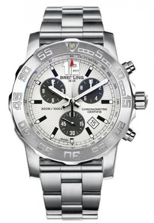 Breitling Colt Chronograph II Suivre