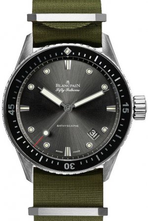 Réplique Blancpain Fifty Fathoms Bathyscaphe Automatique Hommes 5000-1230-NAKA Montre